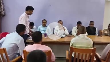 रफीगंज: रफीगंज के मनरेगा भवन में प्रखंड कार्यक्रम क्रियान्वयन समिति की बैठक हुई, विभिन्न विभागों की योजनाओं की गई समीक्षा