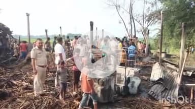 पतरघट: पतरघट के फोरसाहा वार्ड 16 में शॉर्ट सर्किट से आग, 6 घर जलकर राख, दो सिलेंडर ब्लास्ट, एक CNG नष्ट