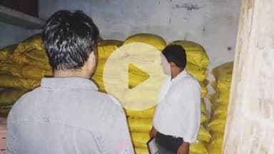 बहराइच: जनपद के विभिन्न क्षेत्रों में उर्वरक दुकानों पर औचक छापेमारी, 7 विक्रेताओं को जारी किया गया कारण बताओ नोटिस