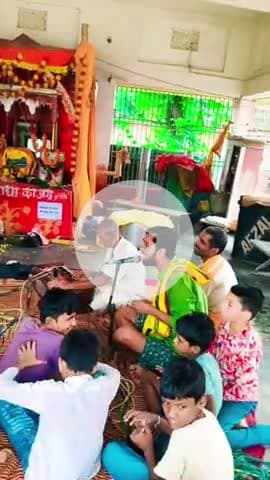 अंतिम सोमवारी के शुभ अवसर पर श्री रामजानकी मंदिर बाबा मुक्तेश्वरनाथ महादेव सहोड़ा के प्रांगण में आयोजित अष्टयाम में शामिल हुए।