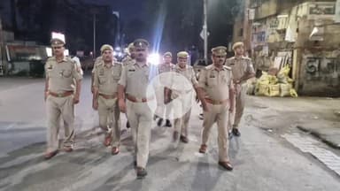 गभाना: गभाना में अपराध नियंत्रण और शांति व्यवस्था के लिए क्षेत्राधिकारियों व थाना प्रभारियों ने की पैदल गश्त