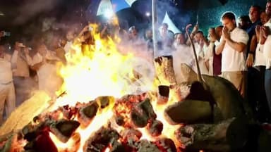 लोहरदगा: नेमरा में शिबू सोरेन को राजकीय सम्मान के साथ दी गई अंतिम विदाई, भीम टाइगर ने दी श्रद्धांजलि