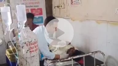 झालरापाटन: श्रद्धालुओं से भरी ट्रैक्टर ट्राली पलटी, कलमोदिया के पास हादसा, एक दर्जन को झालावाड़ एसआरजी हॉस्पिटल किया गया रैफर