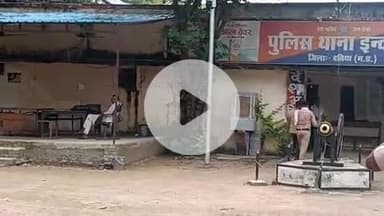 इंदरगढ़: ग्राम रिछोरा में शिक्षकों के साथ मारपीट करने का मामला, इंदरगढ़ पुलिस ने आरोपी को गिरफ्तार कर न्यायालय में किया पेश