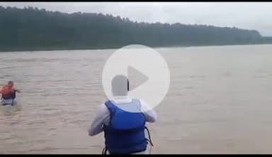 ऋषिकेश: त्रिवेणी घाट पर नवीं का छात्र गंगा नदी में बह गया, जल पुलिस और आपदा राहत दल ने खींचकर बचाई जान