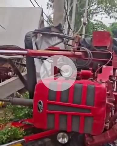 जगाधरी: तीर्थ नगर से ट्रैक्टर चोरी कर भाग रहा चोर बिजली के खंभे से टकराया, चोर को लोगों ने पकड़ा