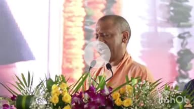 बरेली: बरेली कॉलेज मैदान में सीएम योगी ने कहा- समाजवादी पार्टी की सरकार के समय दंगाई खुलेआम गुंडागर्दी करते थे