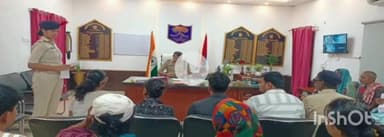 बेगूसराय: कार्यालय कक्ष में SP ने लगाया जनता दरबार, 16 फरियादियों की सुनी फरियाद