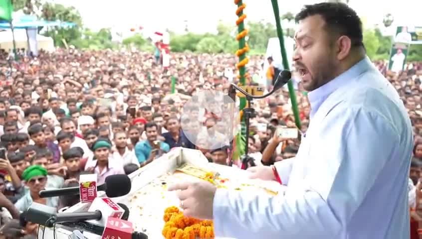 बिहार की हर मां बहन के सुख दुःख में आपका भाई #तेजस्वी_यादव हमेशा खड़ा रहेगा ये वादा करते हैं। 
#माई_बहन_मान_योजन 
#RJD #Bihar #TejashawiYadav