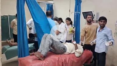 चूरू: देपालसर चौराहा पर बस की टक्कर से भीषण हादसा, बाइक सवार 2 युवक हुए घायल