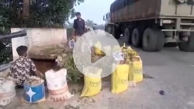 लक्सर: लक्सर रुड़की स्टेट हाईवे पर सोलानी नदी के पुल का एक हिस्सा धंस गया