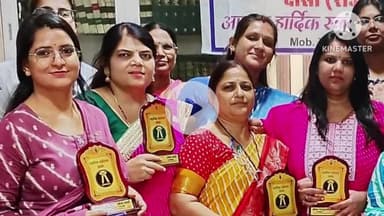 दौसा: वरिष्ठ महिला अधिवक्ताओं का न्यायालय परिसर में सम्मान, महिला अधिवक्ताओं और न्यायिक कर्मचारियों ने मनाया लहरिया महोत्सव