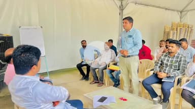 भोकरदन: आमदार संतोष पाटील दानवे यांनी भोकरदन आमदार निवासस्थाने घेतली महावितरण कंपनीच्या अधिकाऱ्यांची बैठक