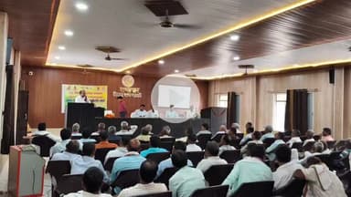 मड़ियाहू: बरसठी में गोष्ठी में किसानों को जैविक खेती के मूलमंत्र दिए गए, श्रीअन्न अपनाने और उपज बढ़ाने की सलाह