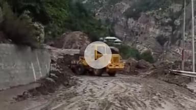 मोरंग: मंगलवार से स्किबा समीप अवरुद्ध NH-5 को खोलने का काम BRO ने शुरू किया, सड़क बहाली में लग सकता है समय