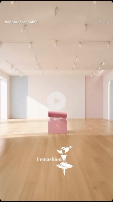 Fashion style cloths from kapoorsareemahal pr jwalanagar rampur 📲9557596461