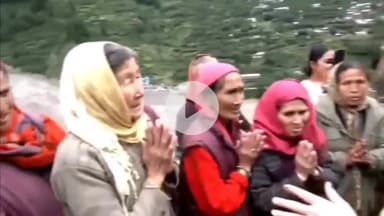 भटवाड़ी: सीएम धामी ने धराली में आपदा प्रभावित क्षेत्र का किया निरीक्षण, स्थानीय लोगों से की मुलाकात