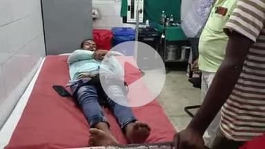 घोसी: काजी सराय के पास टोटो पलटा, टोटो सवार एक युवक जख्मी; पीएचसी घोसी में इलाज जारी