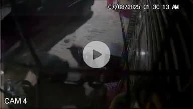 मथुरा: कोतवाली: नशे में धुत थार सवार युवकों ने राहगीरों को टक्कर मारकर किया घायल, गुस्साए लोगों ने तोड़ डाली थार गाड़ी