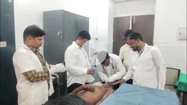 पीरटांड: बंदरकूपी में सड़क हादसा, तेज रफ्तार बाइक की टक्कर से सद्दाम और उसका साथी घायल