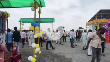 रफीगंज: रफीगंज के खैरी इंटवां मोड़ पर पहला पेट्रोलियम पंप शुरू, भाजपा विधायक प्रत्याशी ने किया उद्घाटन, किसानों को मिलेगी सुविधा