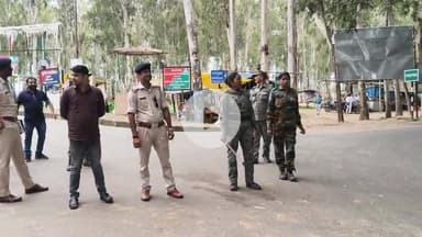 लोहरदगा: अंबेडकर चौक के पास वाहन जांच में 30 वाहनों से ₹87 हजार का जुर्माना वसूला गया, डीटीओ ने कहा- अभियान लगातार चलाया जाएगा