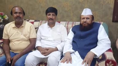 रामपुर: सिविल लाइन क्षेत्र में सपा नेता मौलाना ममलूकुर रहमान बर्क ने की प्रेसवार्ता