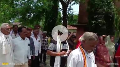 प्रभात पट्टन: सावंगी पंचायत सचिव बताता है खुद को नरेंद्र सिंह तोमर का रिश्तेदार, महिलाओं से करता है अश्लील बातें, शिकायत दर्ज