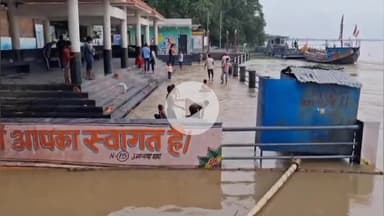बाढ़: गंगा नदी के जलस्तर में वृद्धि, उमानाथ के आश्रय स्थल में घुसा बाढ़ का पानी