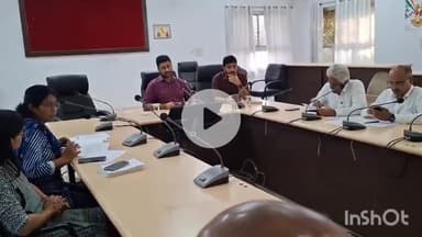 भीलवाड़ा: जिला कलक्टर ने कलेक्ट्रेट सभागार में स्टेट फ्लैगशिप योजनाओं की प्रगति की समीक्षा की, विभागों को सुधार के निर्देश दिए