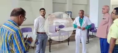 पूर्णिया पूर्व: जिला पदाधिकारी द्वारा राजकीय चिकित्सा महाविद्यालय का किया गया औचक निरीक्षण