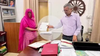 बाड़मेर: रक्षाबंधन पर तीन पाक विस्थापित महिलाओं को मिला भारतीय नागरिकता का तोहफा, जिला कलेक्ट्रेट कार्यालय से मिली जानकारी