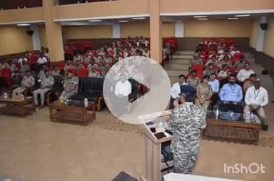 जगदलपुर: शौर्य भवन में महाराष्ट्र हेड ICICI बैंक के तकनीकी विशेषज्ञ द्वारा फ्रॉड रोकथाम और साइबर अपराध विवेचना संबंधी कार्यशाला