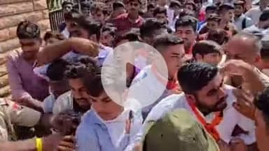 बाड़मेर: बाड़मेर में एबीवीपी स्टूडेंट्स ने विभिन्न मांगों को लेकर कॉलेज के आगे किया प्रदर्शन, पुलिस से हुई नोक-झोंक