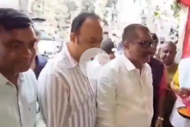 कांके: अरगोड़ा चौक के पास खादी का नया आउटलेट खुला, उत्पाद मंत्री योगेन्द्र महतो और विधायक नवीन जायसवाल ने किया उद्घाटन