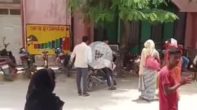 महाराजगंज: जिला अस्पताल से महिला मरीज को बाइक पर लादकर ले जाने का वीडियो हुआ वायरल