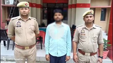 महाराजगंज: घुघली पुलिस ने जिला बदर अभियुक्त को देवरिया भेजा