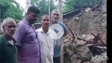 बल्दीराय: बरियौना गांव में कच्ची दीवार गिरने से 13 भेड़ें मलबे में दबकर हुईं मौत, अधिकारियों ने घटनास्थल पर पहुंचकर की जांच