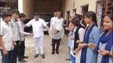 धनौरा: सैंट सैफ पब्लिक इंटर कॉलेज में धूमधाम से मनाया गया रक्षाबंधन, मुस्लिम बहनों ने भी सहपाठियों को बांधी राखी