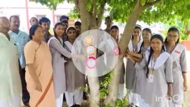 पुनपुन: पुनपुन के बेलदारीचक में स्कूली बच्चों ने पौधे को राखी बांधकर पर्यावरण बचाने का लिया संकल्प
