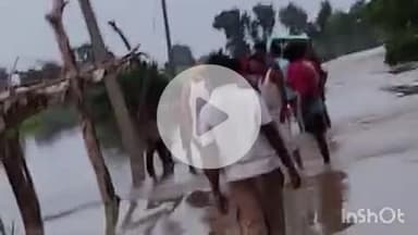 शाम्हो अकहा कुरहा: शाम्भो में बाढ़ का कहर, सभी गांवों में पानी भरा, नाव ही सहारा, गंगा के बढ़ते जलस्तर से बढ़ी मुश्किलें