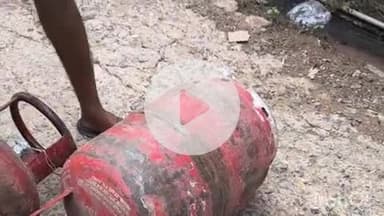 डबरा में दुकानों पर कमर्शियल सिलेंडर की जगह घरेलू सिलेंडर का किया जा रहा उपयोग, वीडियो आया सामने
