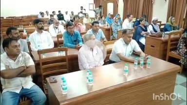 चूरू: जिला मुख्यालय पर परिवार कल्याण में उत्कृष्ट कार्य करने वाले चिकित्साकर्मियों का सम्मान समारोह हुआ आयोजित, CMHO रहे मौजूद