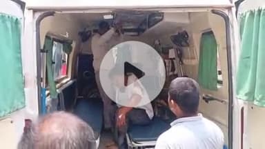 सरमेरा: एरूआ पर गांव के पास सड़क दुर्घटना में बाइक सवार जख्मी, सदर अस्पताल रेफर