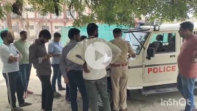 भीलवाड़ा: मुशी तिराहे पर डंपर की टक्कर से युवक की हुई मौत, पुलिस ने शव पोस्टमॉर्टम के बाद परिजनों को सौंपा