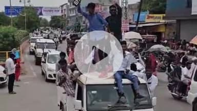 बाड़मेर: विश्व आदिवासी दिवस पर जय जौहार के नारों से गूंजा बाड़मेर, चौहटन विधायक आदूराम मेघवाल ने रैली को दिखाई हरी झंडी