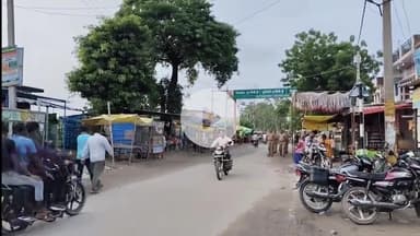 महाराजगंज: जिले में रक्षाबंधन पर पुलिस ने अलर्ट जारी किया, पैदल मार्च और चेकिंग से बढ़ी चौकसी