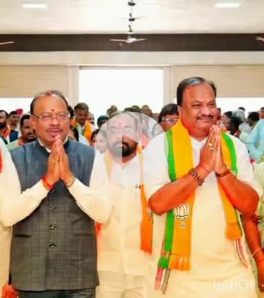 समुद्रपूर: मोतीबिंदू विरहित   समुद्रपूर अभियान अंतर्गत
10 आगस्ट ला   विद्या विकास महाविद्यालयात महाआरोग्य शिबिराचे आयोजन