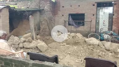 मड़ियाहू: समसुद्दीनपुर गांव में कच्चा मकान ढहने से एक वृद्ध की हुई मौत