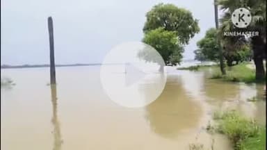 बक्सर: गंगा का जलस्तर खतरे के निशान से 34 सेंटीमीटर नीचे, बाढ़ पीड़ितों को मिली राहत